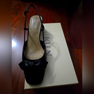Nydj Women's Black Bow Heels